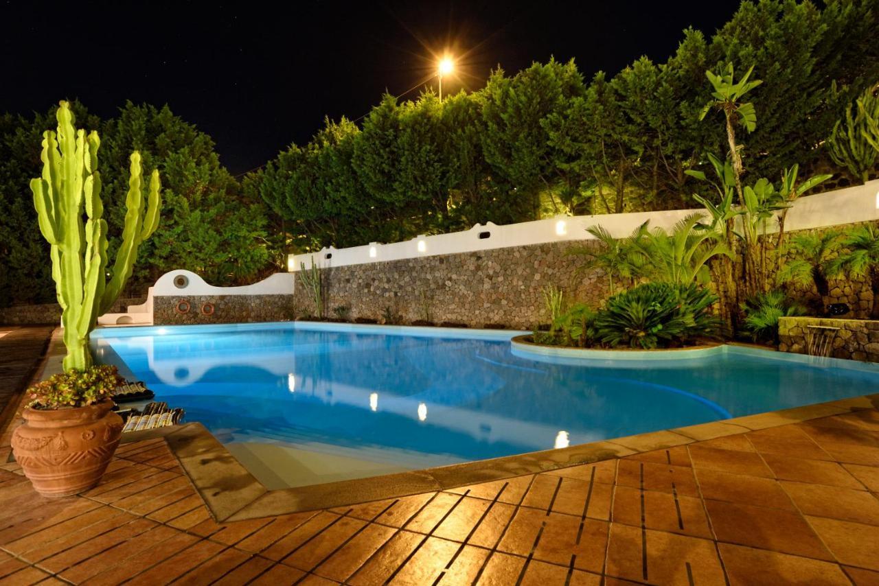 Pietra Pomice Hotel 리파리 외부 사진