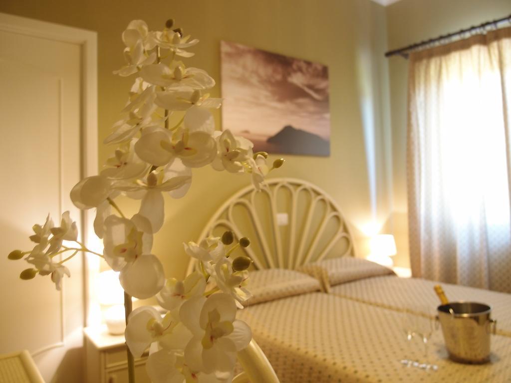 Pietra Pomice Hotel 리파리 외부 사진