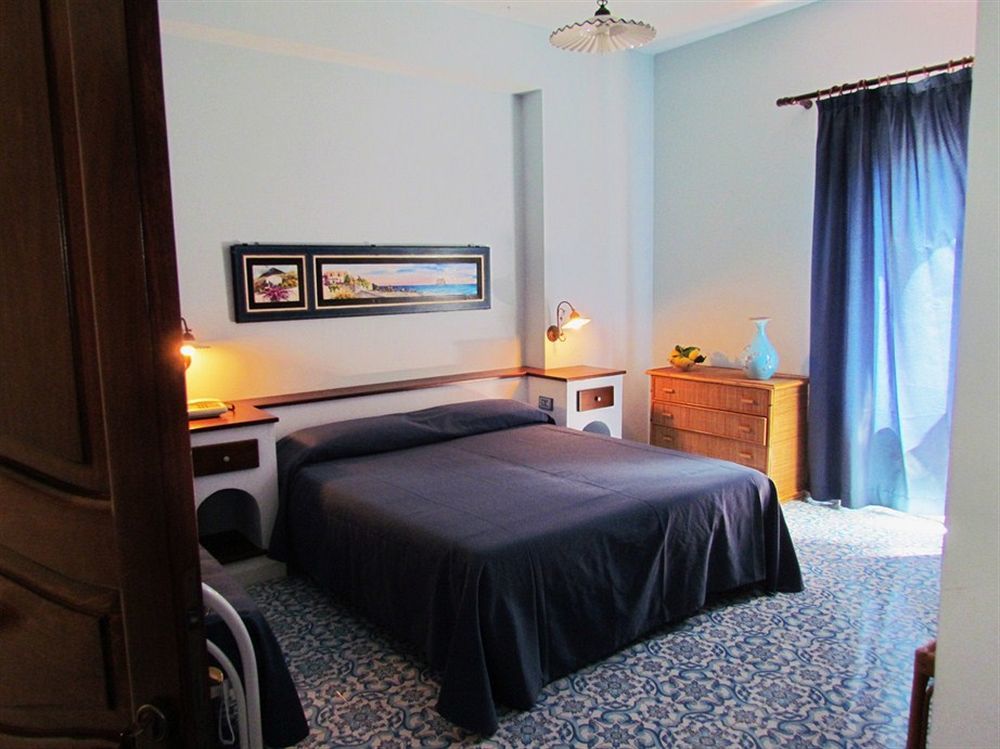 Pietra Pomice Hotel 리파리 외부 사진