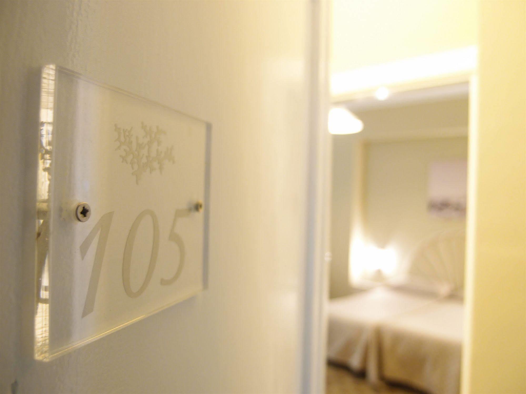 Pietra Pomice Hotel 리파리 외부 사진