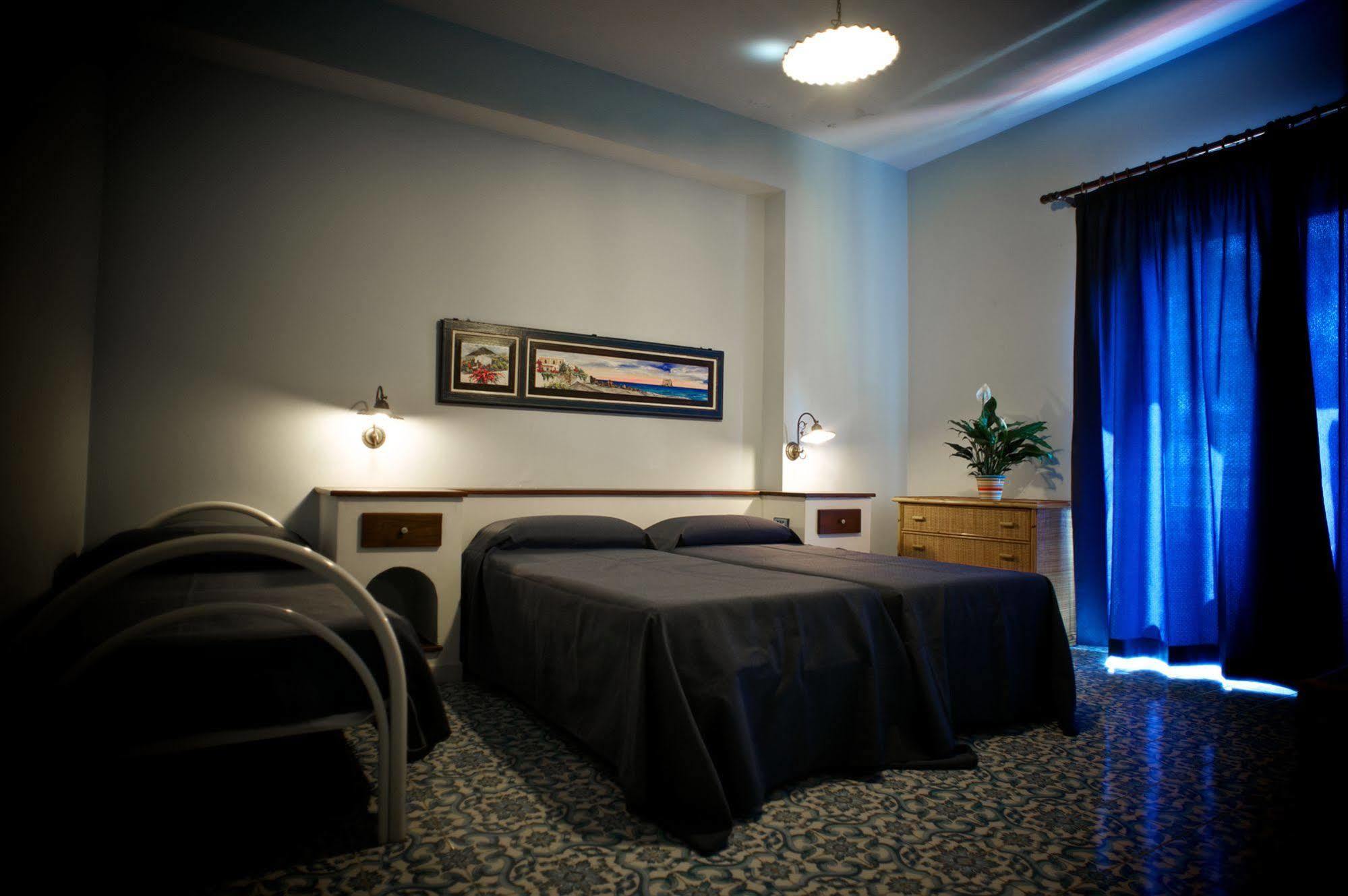 Pietra Pomice Hotel 리파리 외부 사진